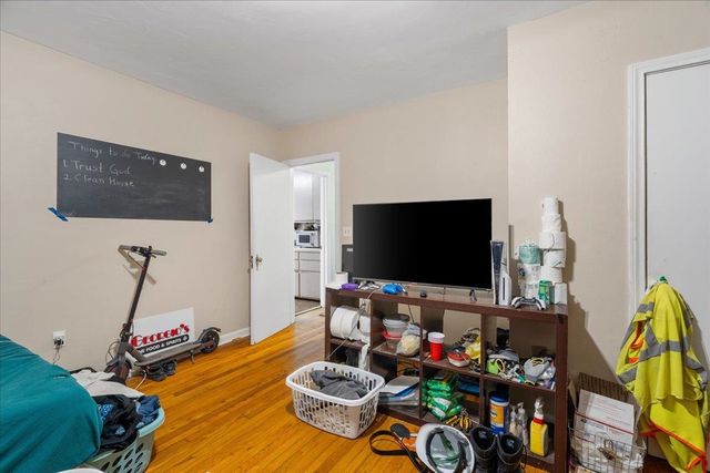 906 Buena Vista Drive, Tallahassee, FL 32304