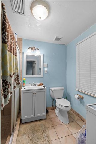 906 Buena Vista Drive, Tallahassee, FL 32304