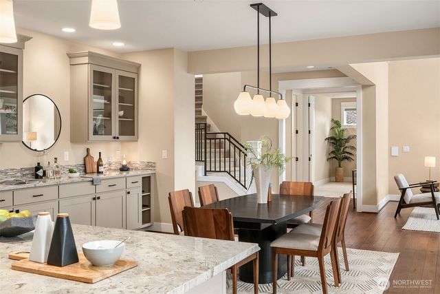 632 SW 185th St, Normandy Park, WA 98166