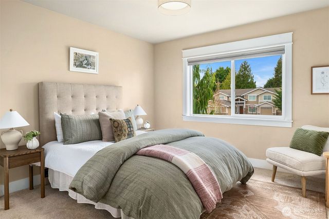 632 SW 185th St, Normandy Park, WA 98166