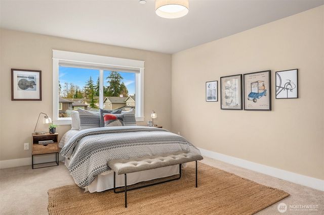 632 SW 185th St, Normandy Park, WA 98166