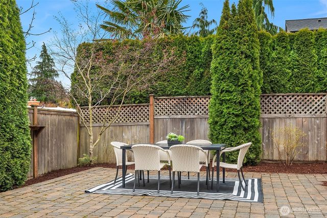 632 SW 185th St, Normandy Park, WA 98166