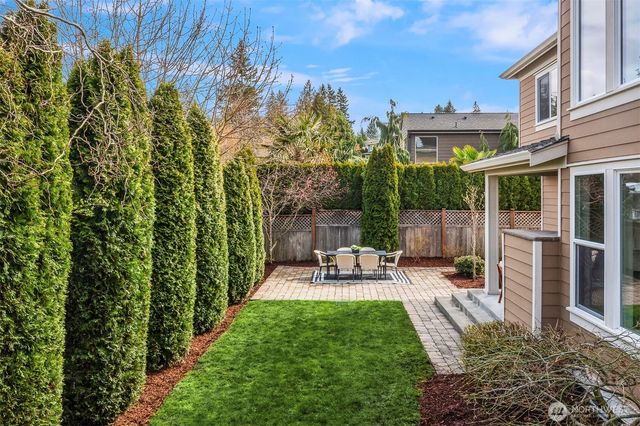 632 SW 185th St, Normandy Park, WA 98166