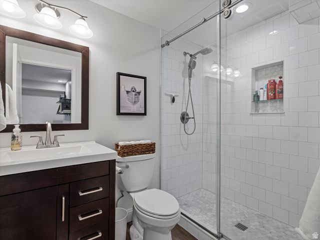 4584 BULL MOOSE CIR, West Jordan, UT 84088