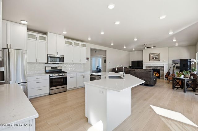 1389 E Ezra Ave, Hayden, ID 83835