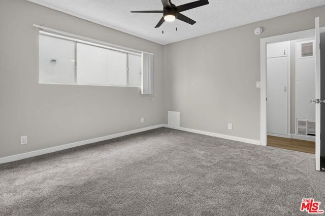 5361 Russell Avenue 105, Los Angeles, CA 90027