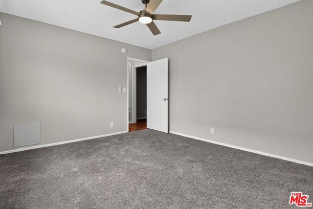 5361 Russell Avenue 105, Los Angeles, CA 90027