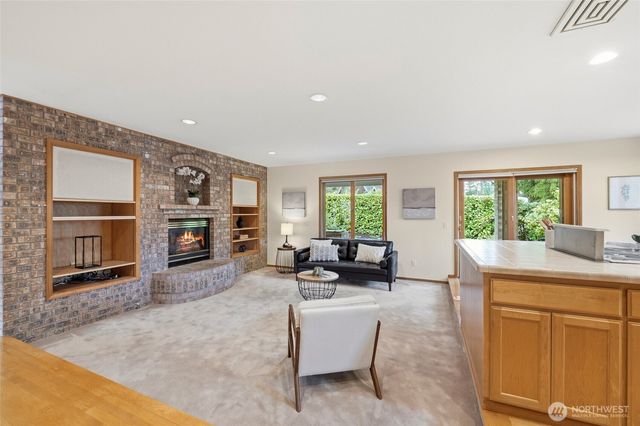7810 175th Street SW, Edmonds, WA 98026