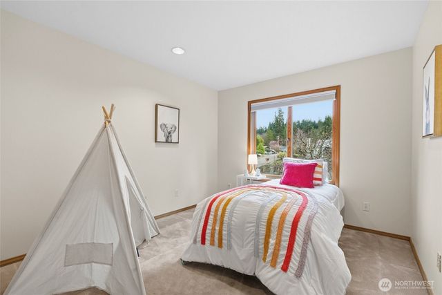 7810 175th Street SW, Edmonds, WA 98026