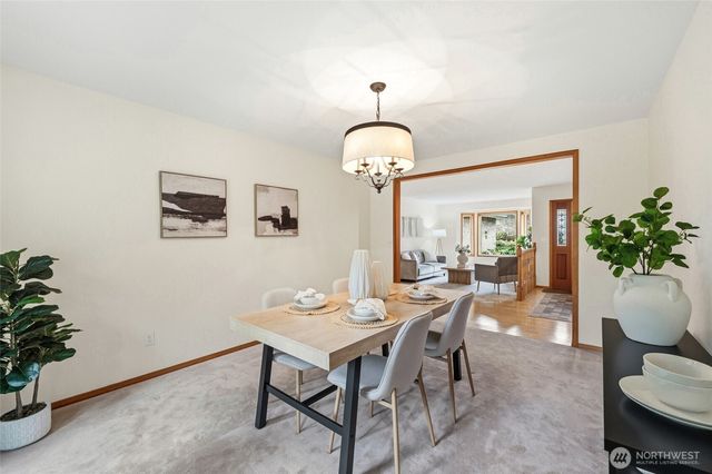 7810 175th Street SW, Edmonds, WA 98026