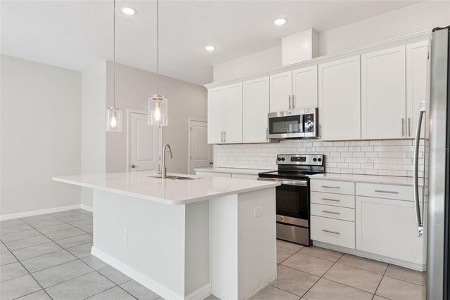 748 COSTA LANE, Debary, FL 32713