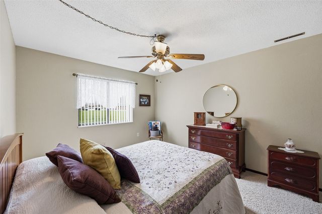 5716 Golden Court NE 52, Cedar Rapids, IA 52402