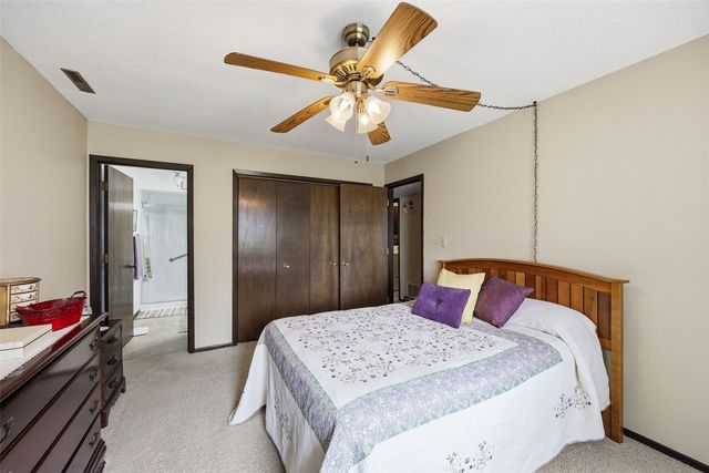 5716 Golden Court NE 52, Cedar Rapids, IA 52402