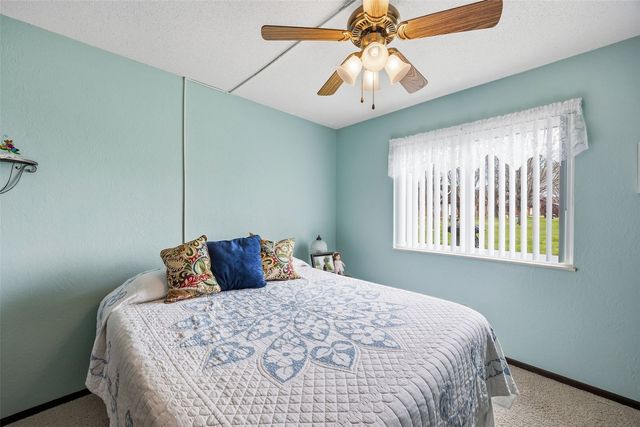 5716 Golden Court NE 52, Cedar Rapids, IA 52402