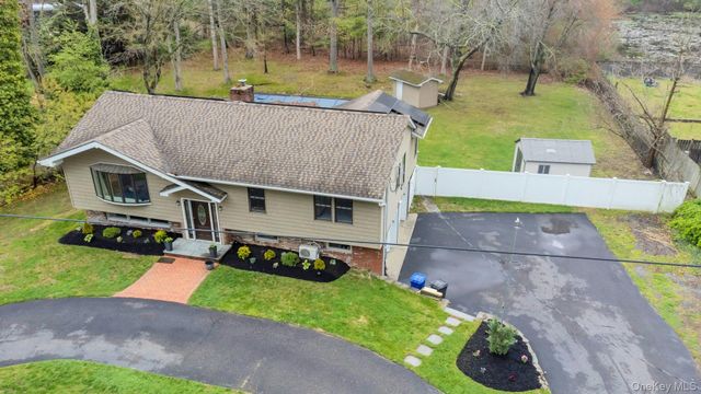 451 Gibbs Pond Road, Nesconset, NY 11767
