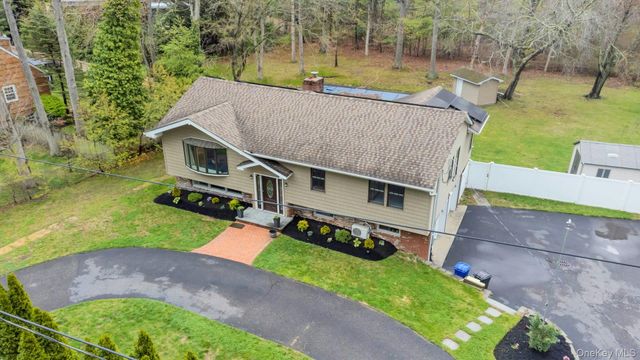 451 Gibbs Pond Road, Nesconset, NY 11767