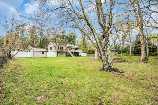 451 Gibbs Pond Road, Nesconset, NY 11767