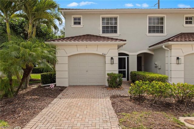 8587 Athena CT, Lehigh Acres, FL 33971