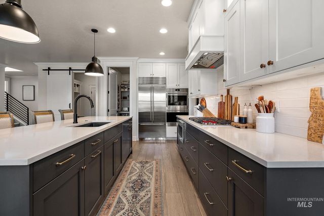 2245 N Burnam Ave, Star, ID 83669