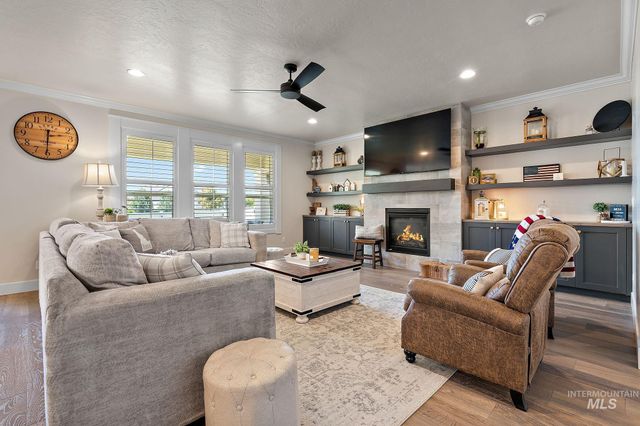 2245 N Burnam Ave, Star, ID 83669