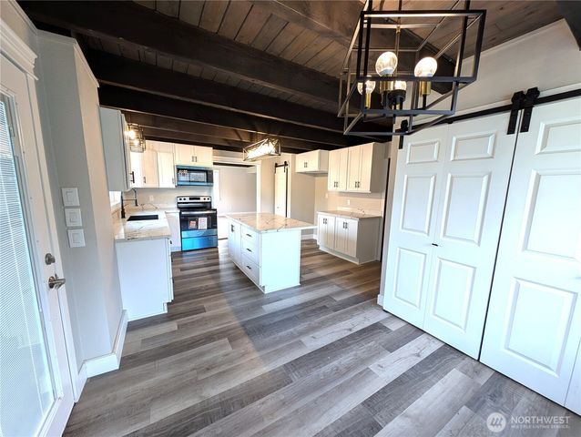 19503 22nd Avenue E, Spanaway, WA 98387