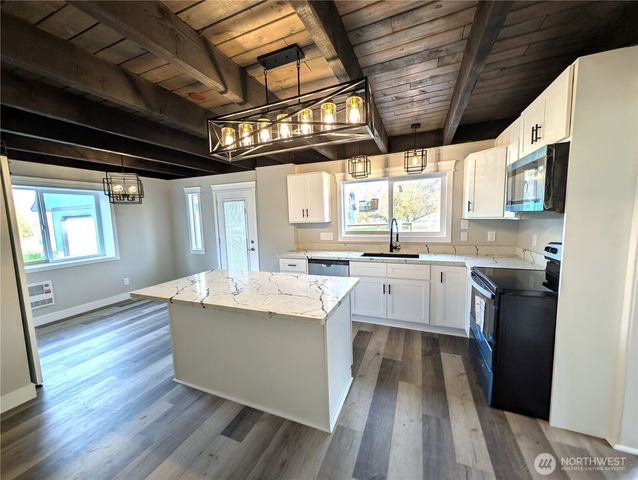 19503 22nd Avenue E, Spanaway, WA 98387