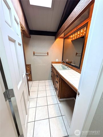 19503 22nd Avenue E, Spanaway, WA 98387