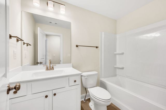 3036 Wiltshire Park Pl, Hermitage, TN 37076