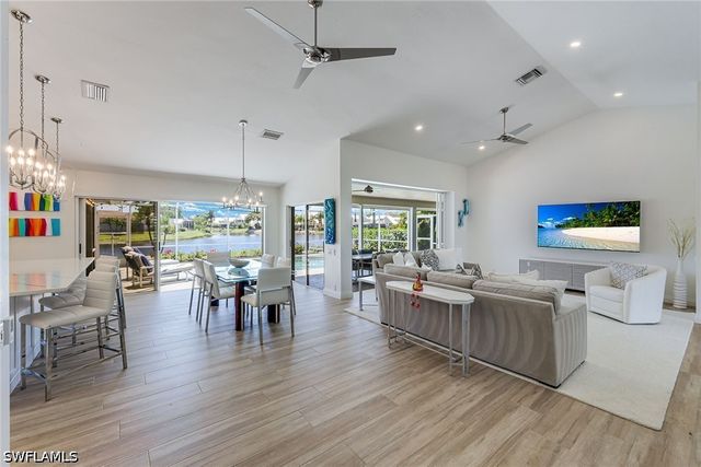 3803 Essex PL, Bonita Springs, FL 34134