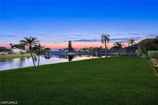 3803 Essex PL, Bonita Springs, FL 34134