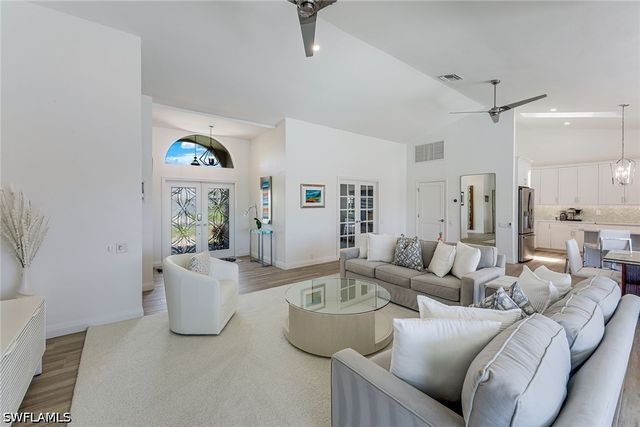 3803 Essex PL, Bonita Springs, FL 34134