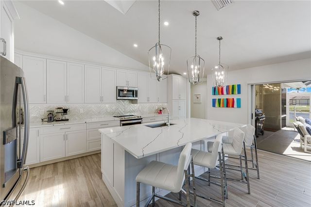 3803 Essex PL, Bonita Springs, FL 34134