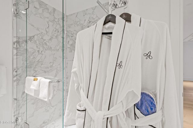 19 Washington Street 360 N, Saratoga Springs, Inside, NY 12866