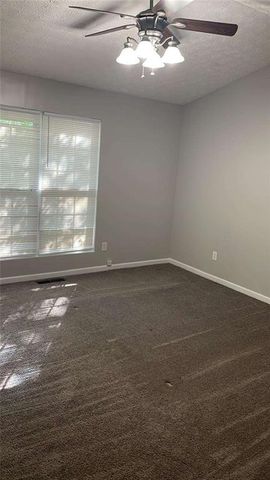 2752 Valley Green Drive, Gainesville, GA 30504