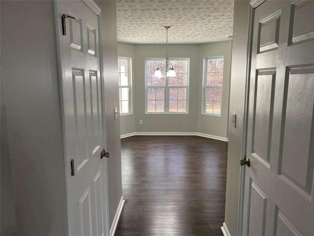 2752 Valley Green Drive, Gainesville, GA 30504