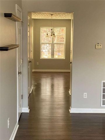 2752 Valley Green Drive, Gainesville, GA 30504