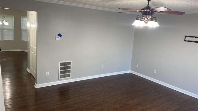2752 Valley Green Drive, Gainesville, GA 30504