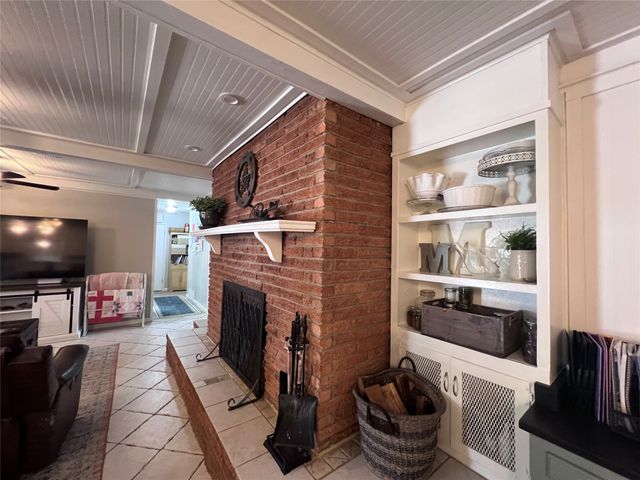 3544 Winifred Drive, Fort Worth, TX 76133