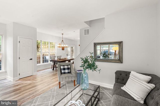 800 ESTUARY DR, Odenton, MD 21113