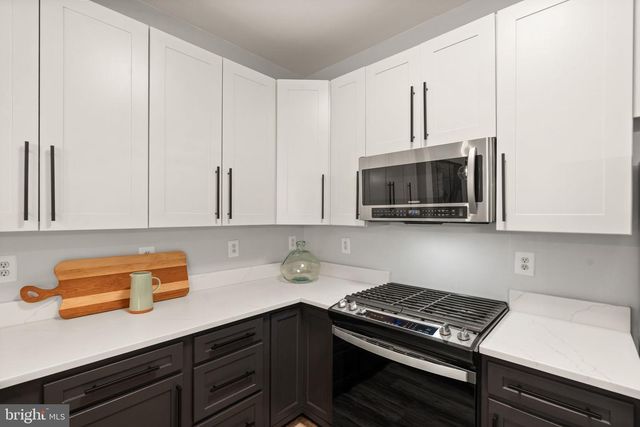 800 ESTUARY DR, Odenton, MD 21113