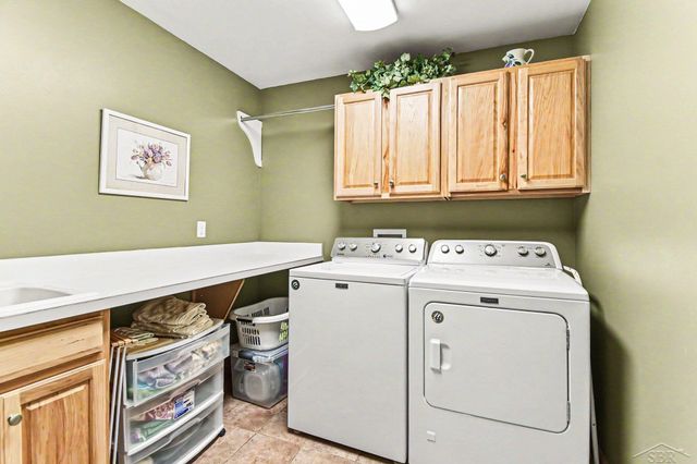 3807 Wild Pine Drive, Saginaw Twp, MI 48603