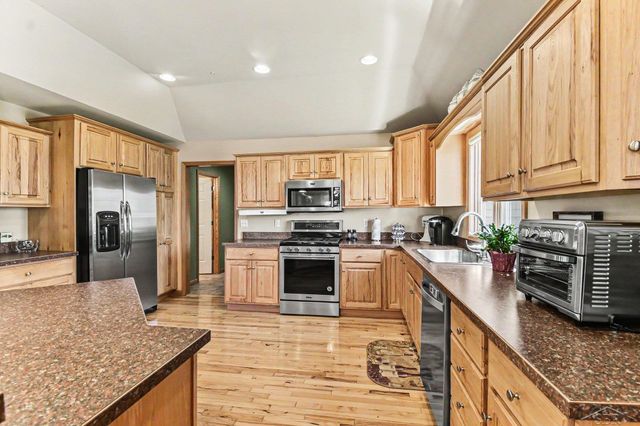 3807 Wild Pine Drive, Saginaw Twp, MI 48603