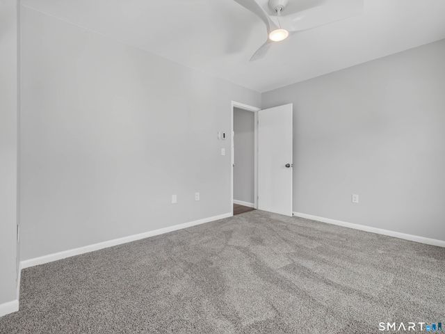 54 Rope Ferry Road I154, Waterford, CT 06385