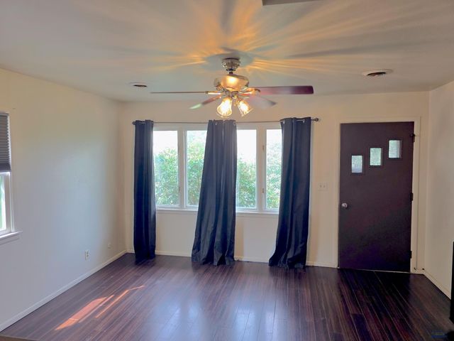 513 E DENVER, Rapid City, SD 57701