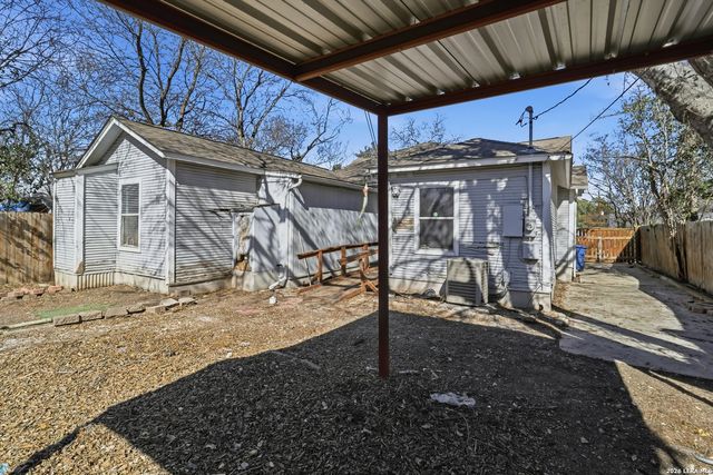 624 Bailey Ave, San Antonio, TX 78210