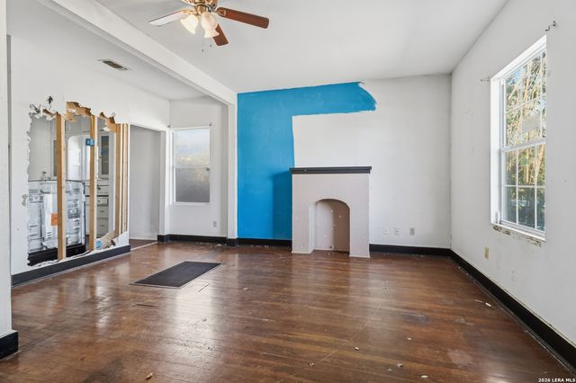 624 Bailey Ave, San Antonio, TX 78210