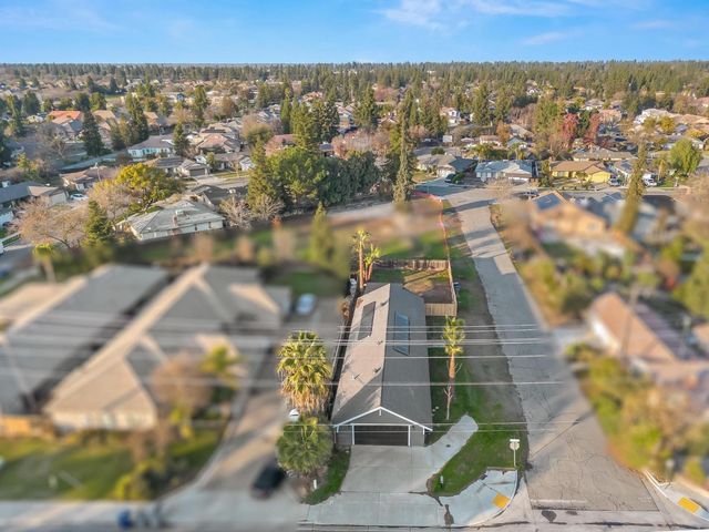 3742 W Bullard Avenue, Fresno, CA 93711