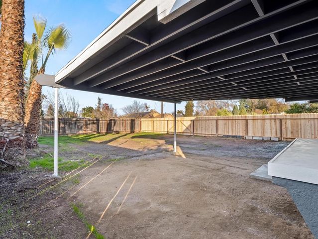 3742 W Bullard Avenue, Fresno, CA 93711