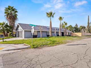 3742 W Bullard Avenue, Fresno, CA 93711