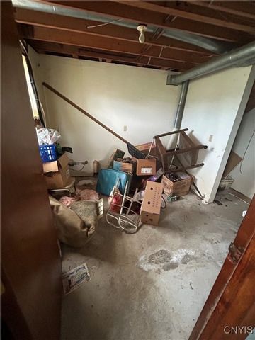 9 Anderson Circle, Auburn, NY 13021